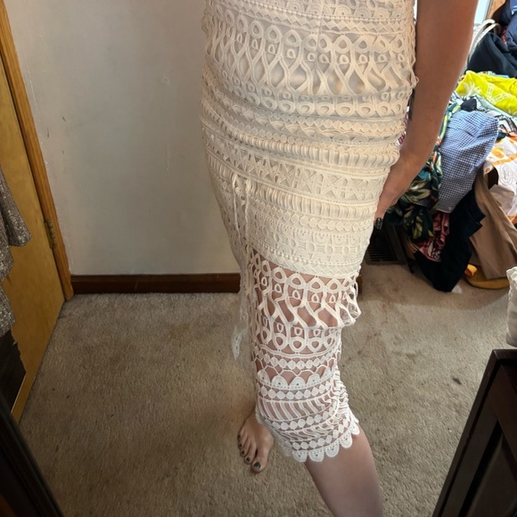 NWT Two Sisters Australia Scarlett White Lace Midi Dress - Picture 11 of 11